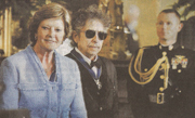 Bob Dylan receives Medal of Freedom